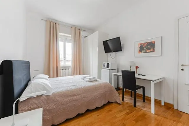Claudia Hotel Milan Italy