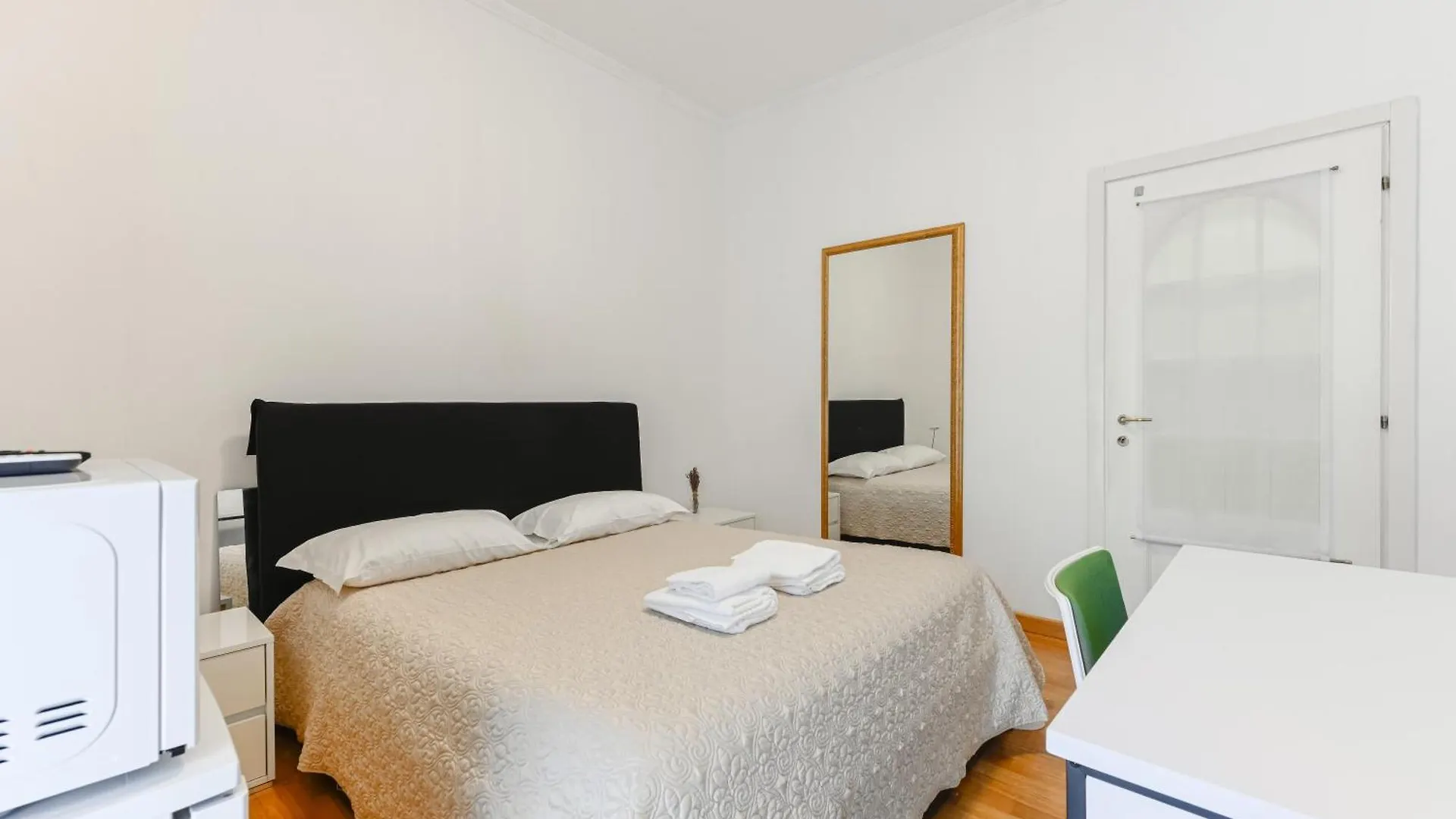 Pensionat Claudia Hotell Milano